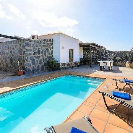 Piedra Villa *