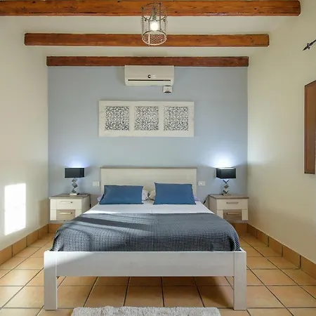 Piedra Villa Playa Blanca (Lanzarote)